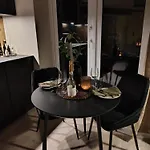 Comfort In Lone Only 20 Minutes Away From The Heart Of The City! 公寓 卑爾根