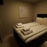 公寓 Comfort In Lone Only 20 Minutes Away From The Heart Of The City!