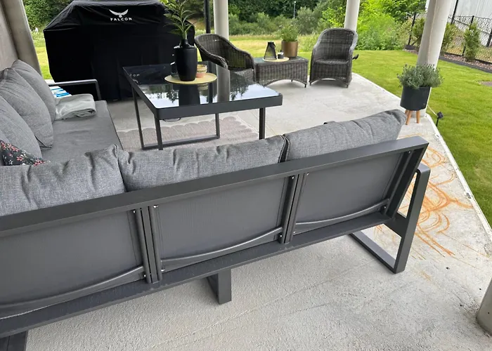 Apartment Comfort In Lone Only 20 Minutes Away From The Heart Of The City! *